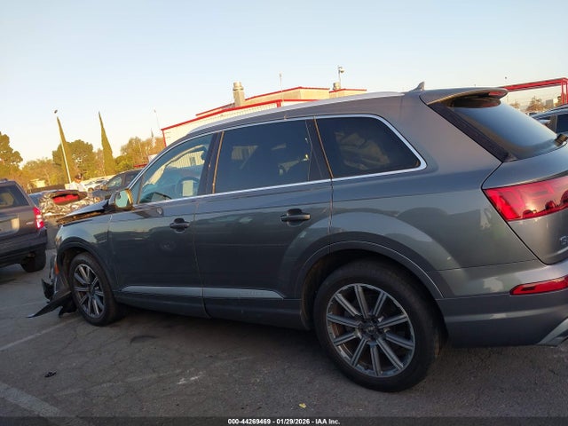WA1LAAF7XHD054781 Audi Q7 3.0t Premium
