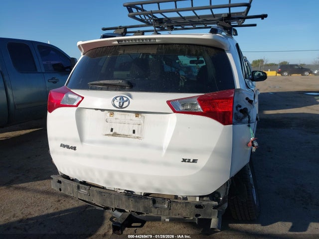 Toyota Rav4 Xle 2015 JTMWFREV3FD073673 Image 17