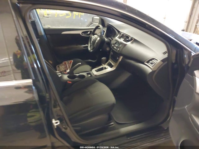 Продажа на аукционе авто 2015 Nissan Sentra S, vin: 3N1AB7AP0FY274156, номер лота: 44269484