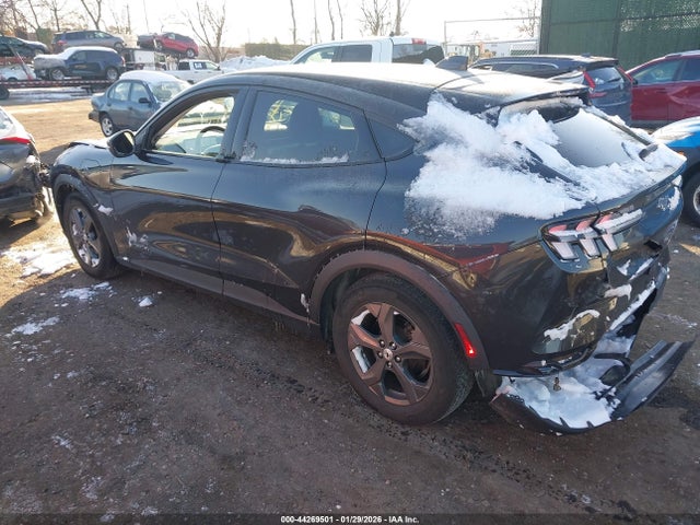 Ford Mustang Mach-e Select 2022 3FMTK1RM7NMA60666 Image 3
