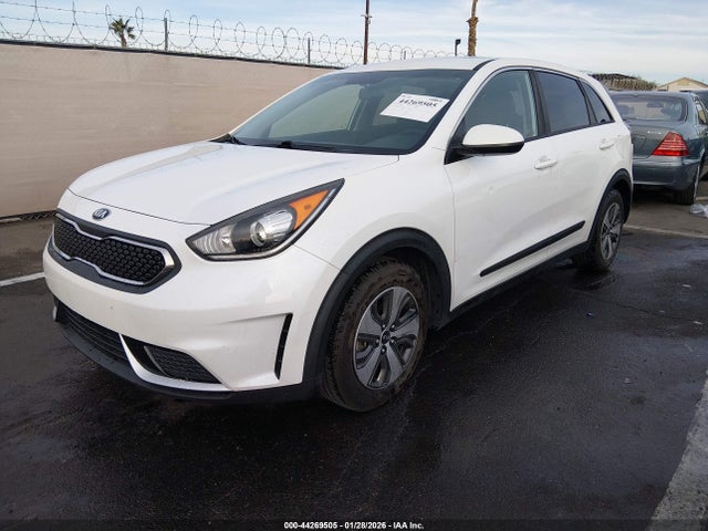 KNDCB3LC6H5078781 KIA NIRO FE