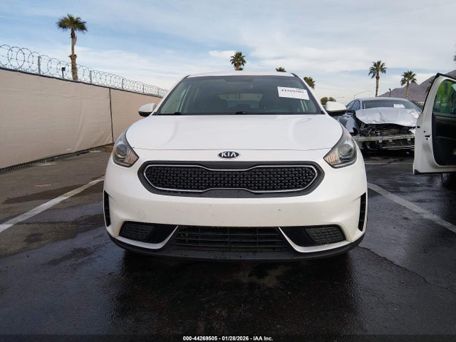 KNDCB3LC6H5078781 KIA NIRO FE