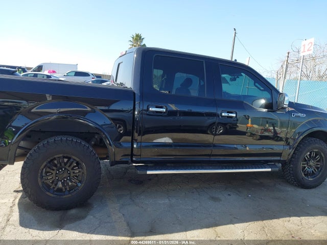 1FTEW1EG5JKC64272 Ford F-150 Lariat