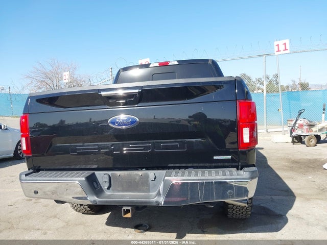1FTEW1EG5JKC64272 Ford F-150 Lariat