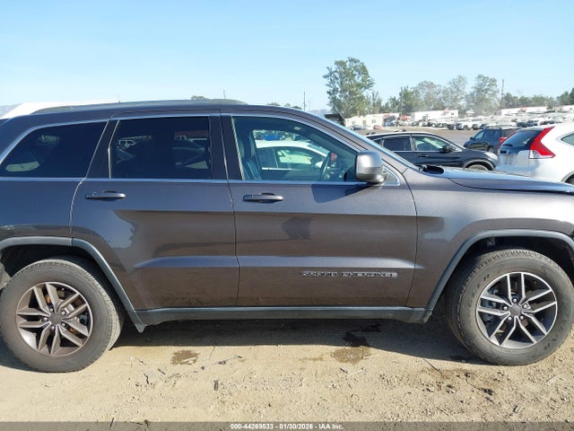 1C4RJEAGXKC789689 Jeep Grand Cherokee Laredo E 4x2