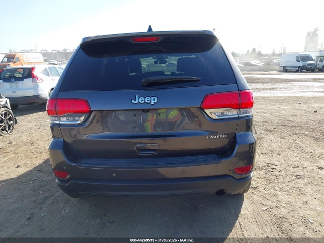 1C4RJEAGXKC789689 Jeep Grand Cherokee Laredo E 4x2