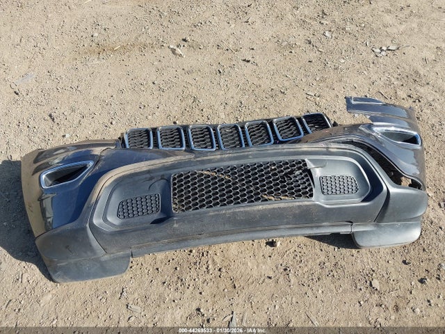 1C4RJEAGXKC789689 Jeep Grand Cherokee Laredo E 4x2