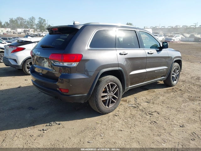 1C4RJEAGXKC789689 Jeep Grand Cherokee Laredo E 4x2