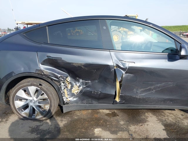 Aukcja sprzedaży 2024 Tesla Model Y Long Range Dual Motor All-wheel Drive, vin: 7SAYGDEE7RF051880, numer aukcji: 44269540