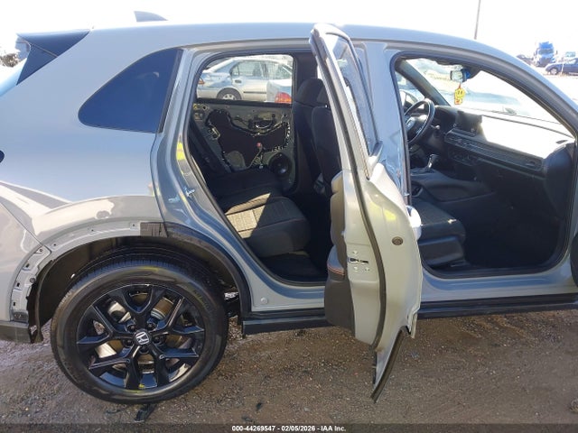 2025 HONDA HR-V 3CZRZ2H50SM711717 Photo 7