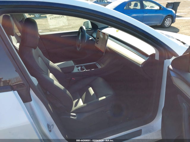 2023 TESLA MODEL Y 7SAYGDEE4PF827654 Photo 4
