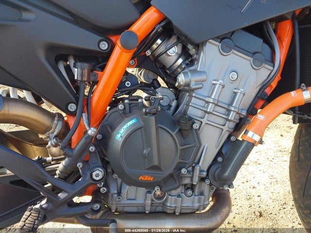 2022 KTM 890 VBKTU9409NM829292 Photo 7