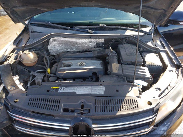 WVGBV7AX1FW512754 Volkswagen TIGUAN S