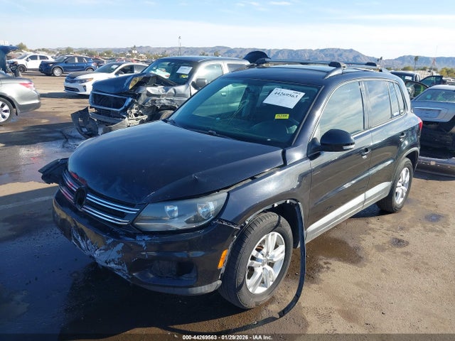 WVGBV7AX1FW512754 Volkswagen TIGUAN S