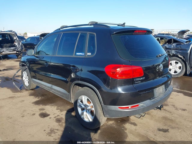 WVGBV7AX1FW512754 Volkswagen TIGUAN S