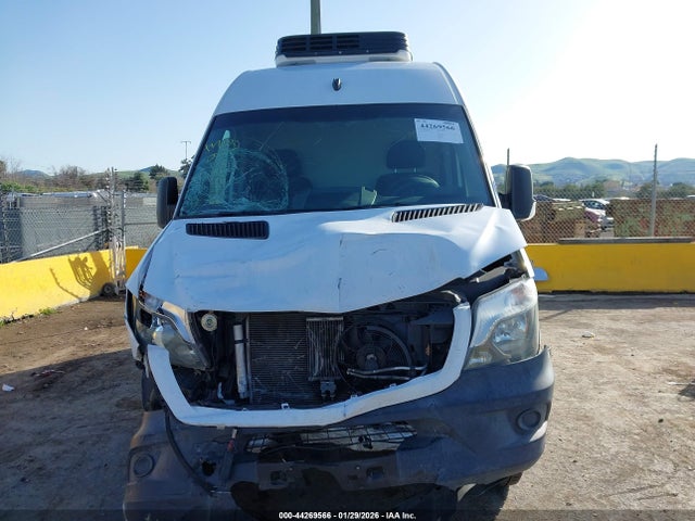 Mercedes-Benz Sprinter 2500 Normal Roof 2016 WD3PE7DD2GP326643 Image 12