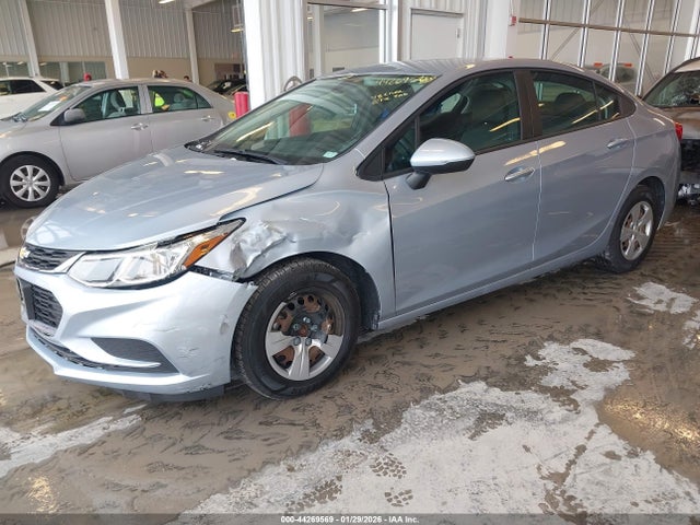 Chevrolet Cruze Ls Auto 2018 1G1BC5SM2J7187806 Image 2