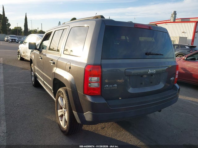 Jeep Patriot Latitude 2016 1C4NJRFB6GD795526 Image 3