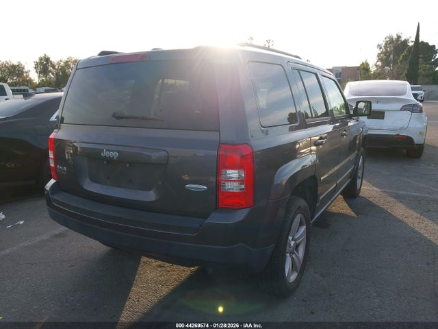 Jeep Patriot Latitude 2016 1C4NJRFB6GD795526 Image 4