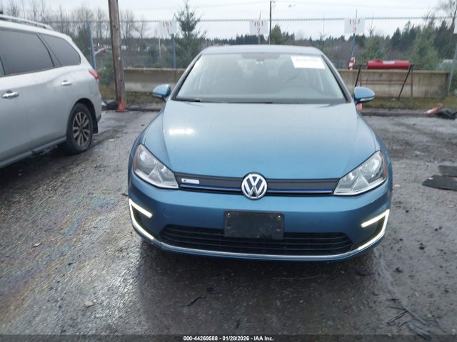 WVWKP7AU3GW916435 Volkswagen E-golf Se
