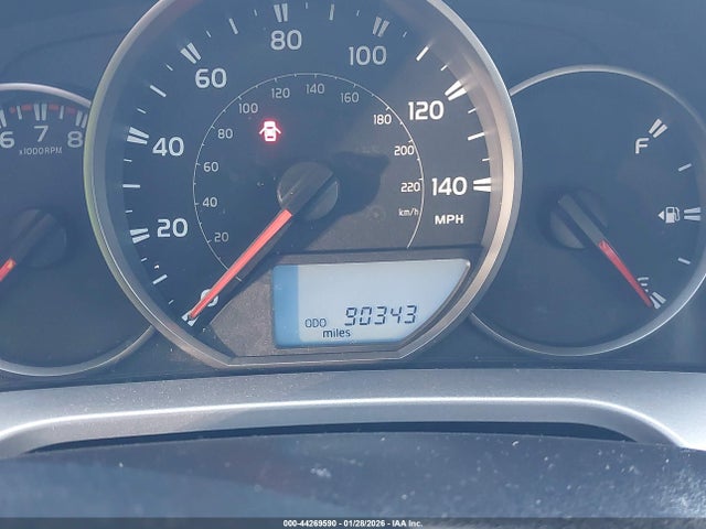 JTMZFREV1GJ078418 Toyota RAV4 LE