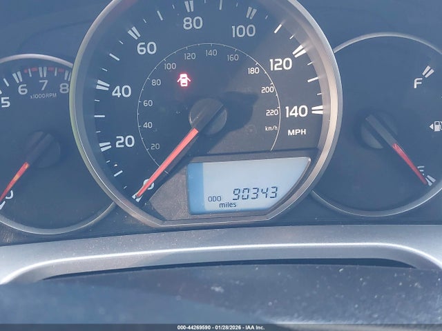 JTMZFREV1GJ078418 Toyota RAV4 LE