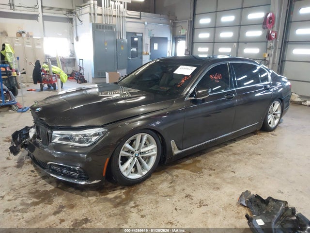 Продаж на аукціоні авто 2016 Bmw 750i Xdrive, vin: WBA7F2C5XGG418385, номер лоту: 44269619