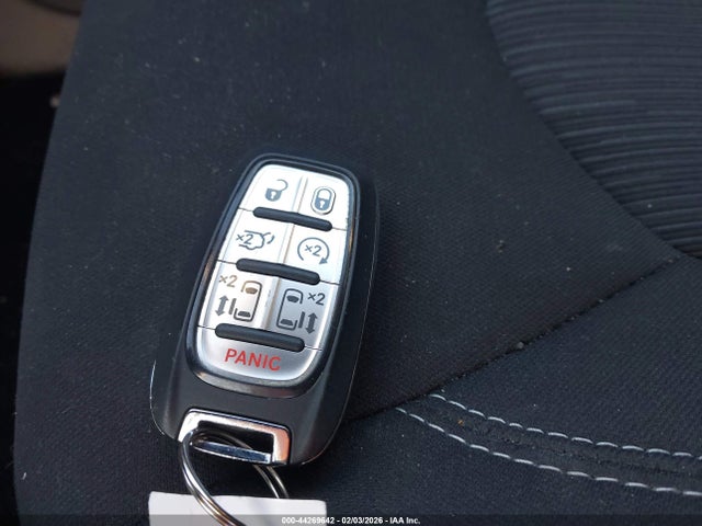 2024 CHRYSLER VOYAGER 2C4RC1CG2RR146836 Photo 10