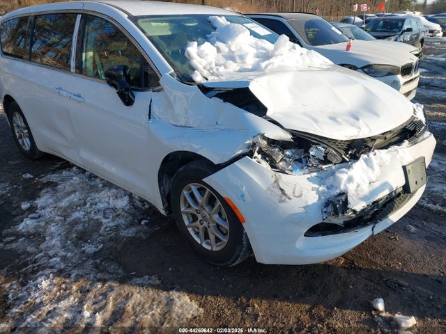 2024 CHRYSLER VOYAGER 2C4RC1CG2RR146836 Photo 5