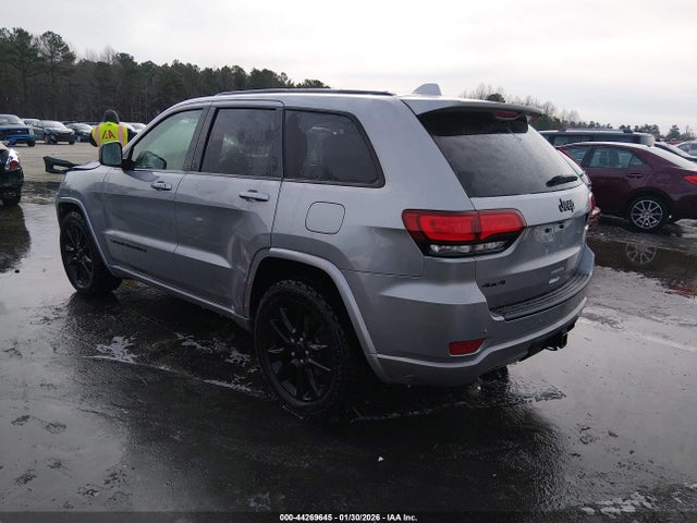 2019 JEEP GRAND CHEROKEE 1C4RJFAG2KC695733 Photo 2