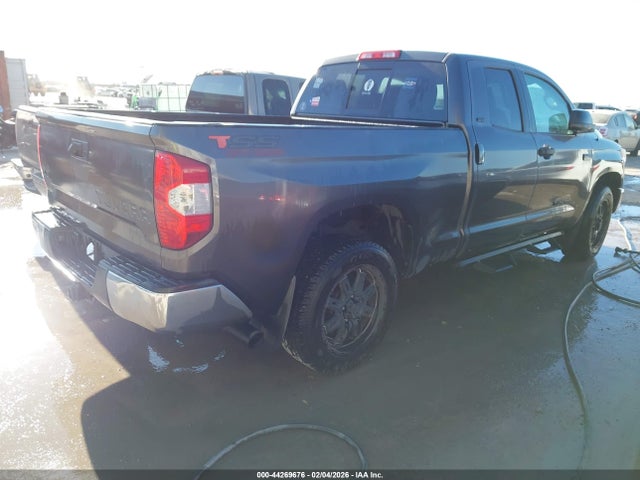 5TFUW5F14GX526971 Toyota Tundra Sr5 5.7l V8