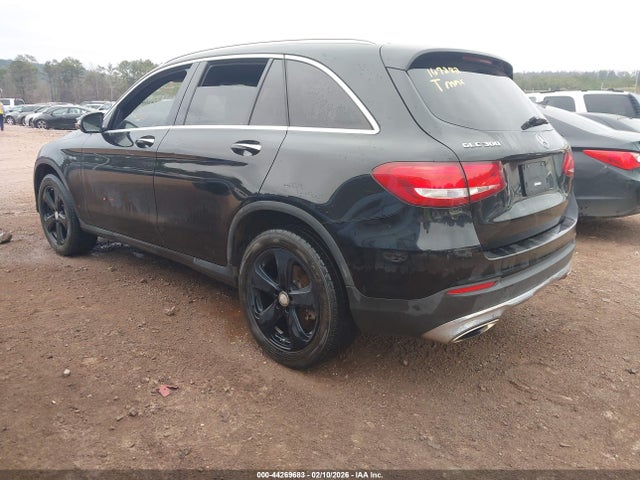 2017 MERCEDES-BENZ GLC 300 WDC0G4JB5HF167282 Photo 2