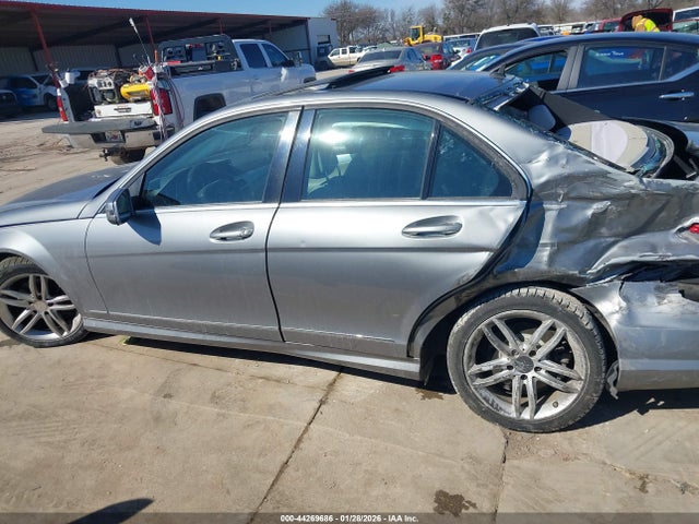 Aukcja sprzedaży 2014 Mercedes-benz C-class C 250 Sport, vin: WDDGF4HB4EA931831, numer aukcji: 44269686