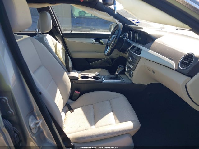 Aukcja sprzedaży 2014 Mercedes-benz C-class C 250 Sport, vin: WDDGF4HB4EA931831, numer aukcji: 44269686