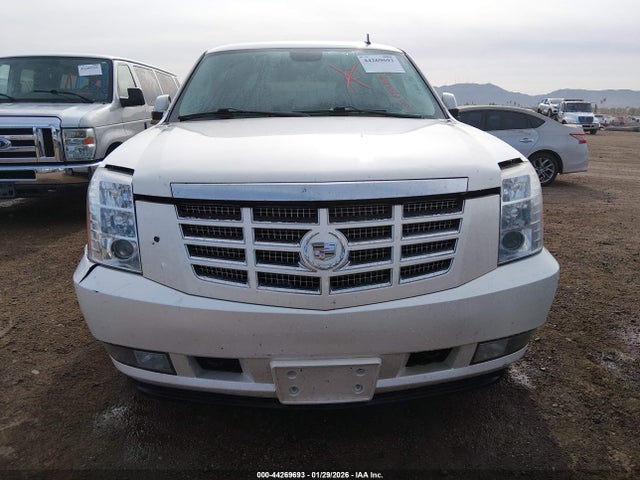 2012 Cadillac Escalade Luxury მანქანა იყიდება აუქციონზე, vin: 1GYS3BEF5CR133257, აუქციონის ნომერი: 44269693