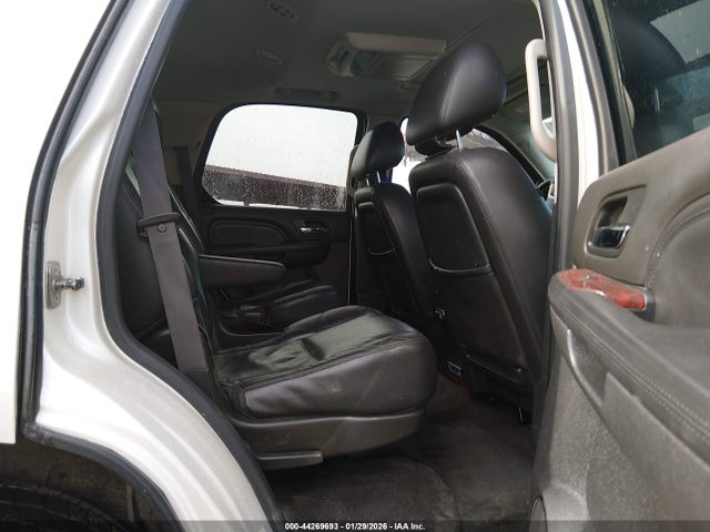 2012 Cadillac Escalade Luxury მანქანა იყიდება აუქციონზე, vin: 1GYS3BEF5CR133257, აუქციონის ნომერი: 44269693