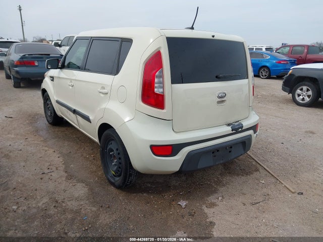 2012 KIA SOUL KNDJT2A57C7361481 Photo 2