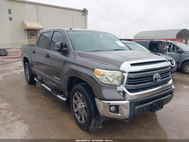 5TFEM5F1XEX078856 Toyota Tundra Sr5 4.6l V8