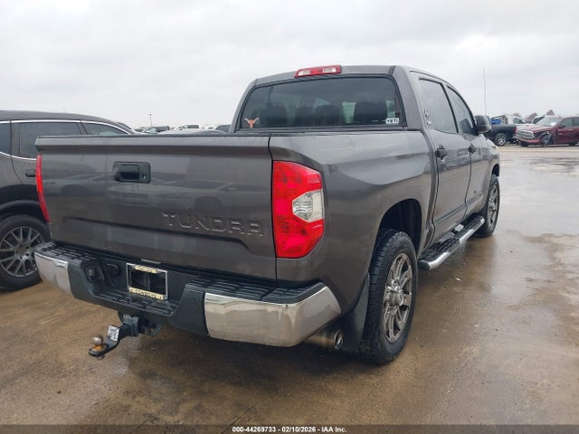 5TFEM5F1XEX078856 Toyota Tundra Sr5 4.6l V8