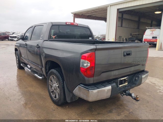 5TFEM5F1XEX078856 Toyota Tundra Sr5 4.6l V8