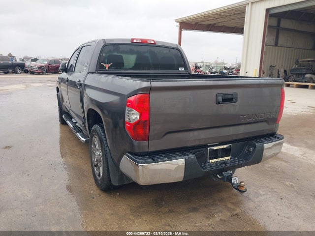 5TFEM5F1XEX078856 Toyota Tundra Sr5 4.6l V8