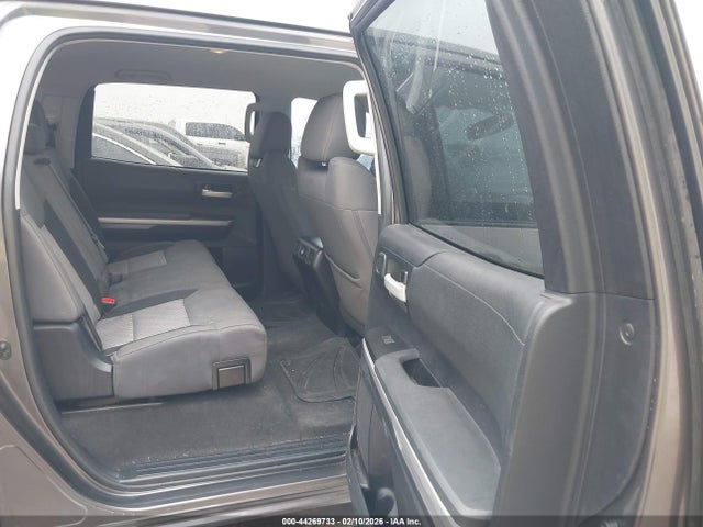 5TFEM5F1XEX078856 Toyota Tundra Sr5 4.6l V8
