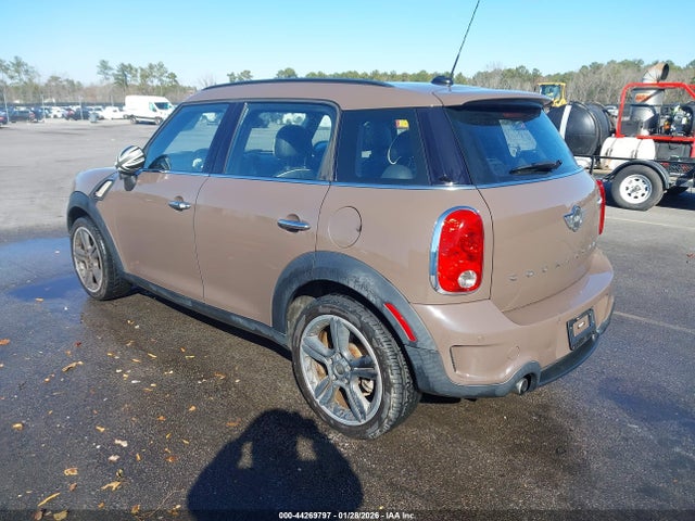 2013 MINI COUNTRYMAN WMWZC3C51DWP51440 Photo 2
