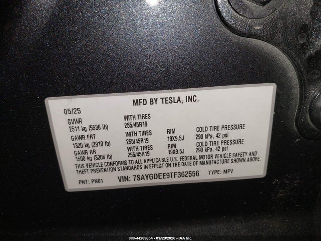 2026 TESLA MODEL Y 7SAYGDEE9TF362556 Photo 8
