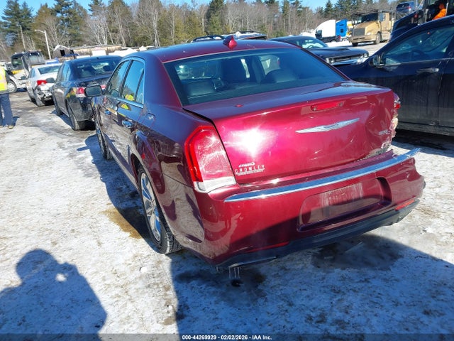 Chrysler 300c Awd 2016 2C3CCAKG4GH261744 Image 3