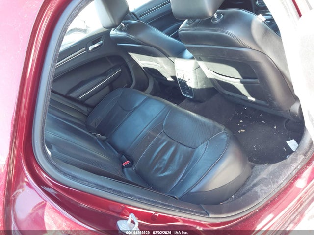 Chrysler 300c Awd 2016 2C3CCAKG4GH261744 Image 8