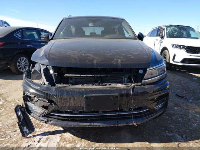 2020 Volkswagen Tiguan 2.0t Sel Premium R-line მანქანა იყიდება აუქციონზე, vin: 3VV4B7AX4LM121262, აუქციონის ნომერი: 44269943