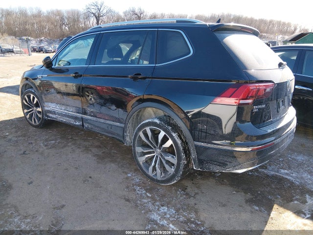 2020 VOLKSWAGEN TIGUAN 3VV4B7AX4LM121262 Photo 2