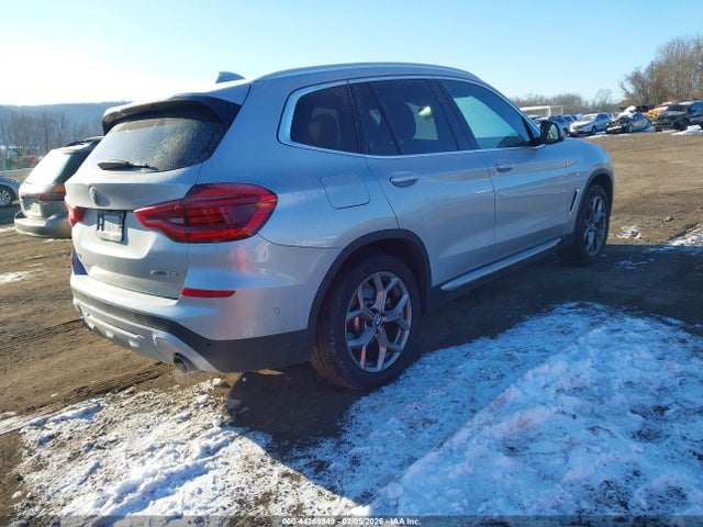 2021 BMW X3 5UXTY5C07M9H77454 Photo 3