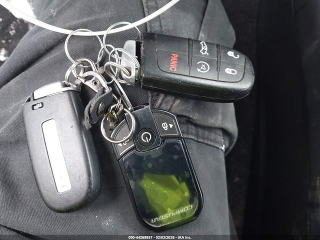 2020 DODGE CHALLENGER 2C3CDZFJ1LH235789 Photo 10